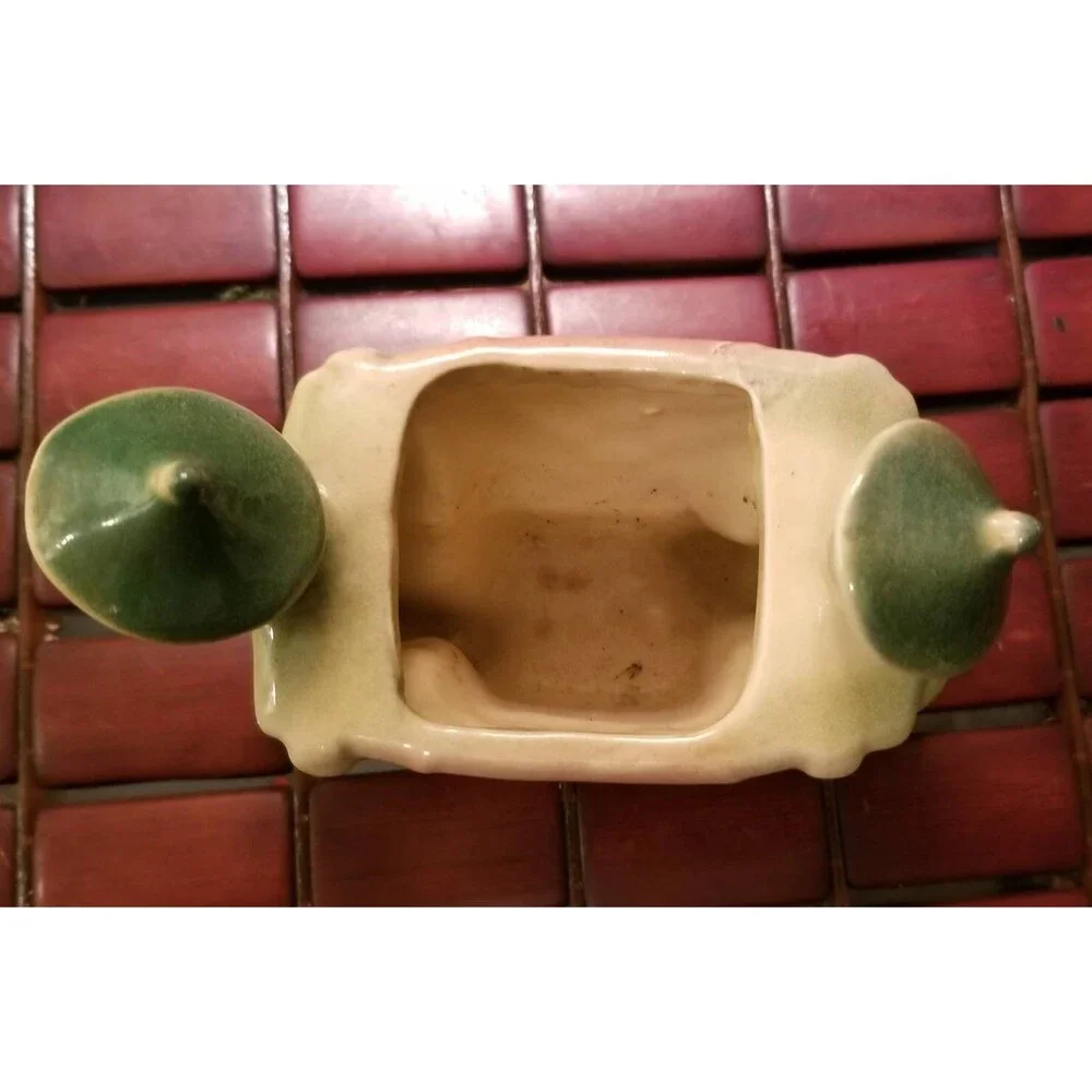 Vintage Ceramic Vase Planter Asian Men In Traditional Costumes